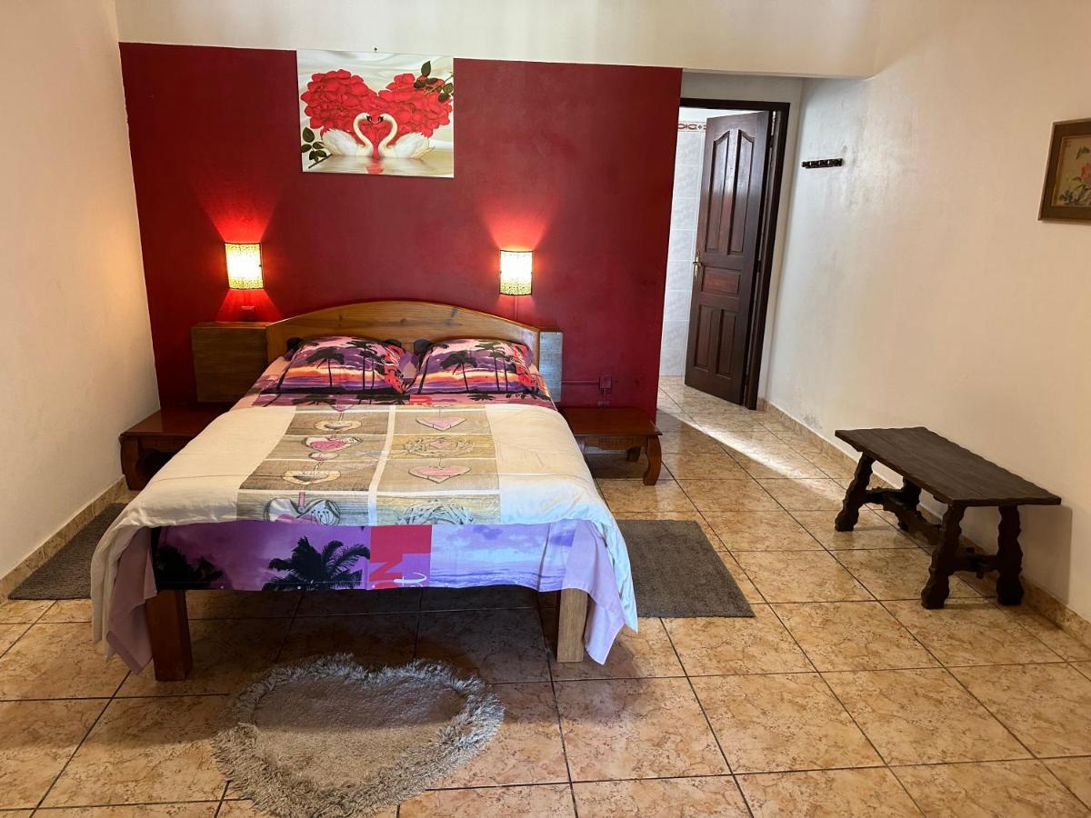 Zoiseaux Pays Bed & Breakfast Saint Pierre Exterior photo